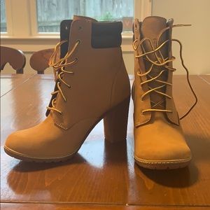 Timberland heeled boots